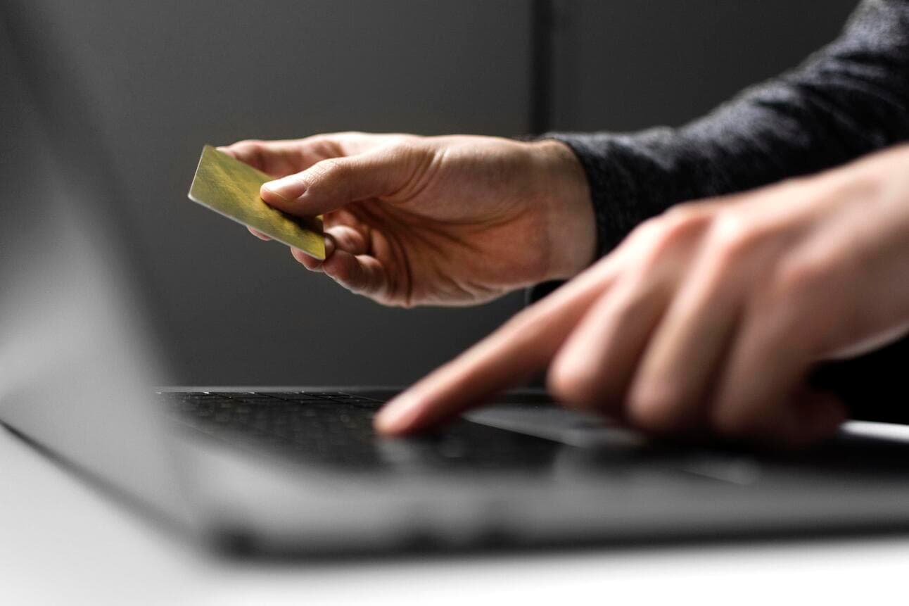 IA derruba 100 vezes o custo de uma fraude bancária