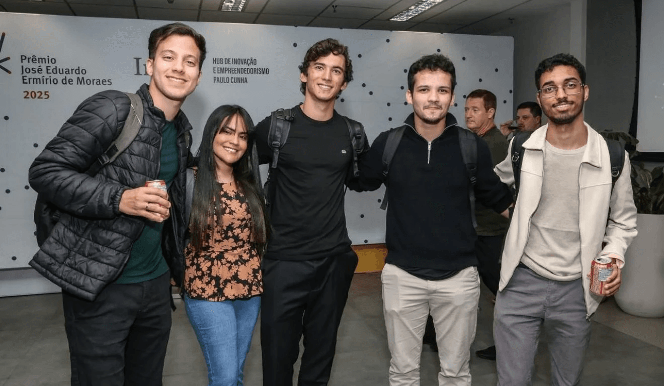 Startup aposta no WhatsApp para escalar vendas com IA