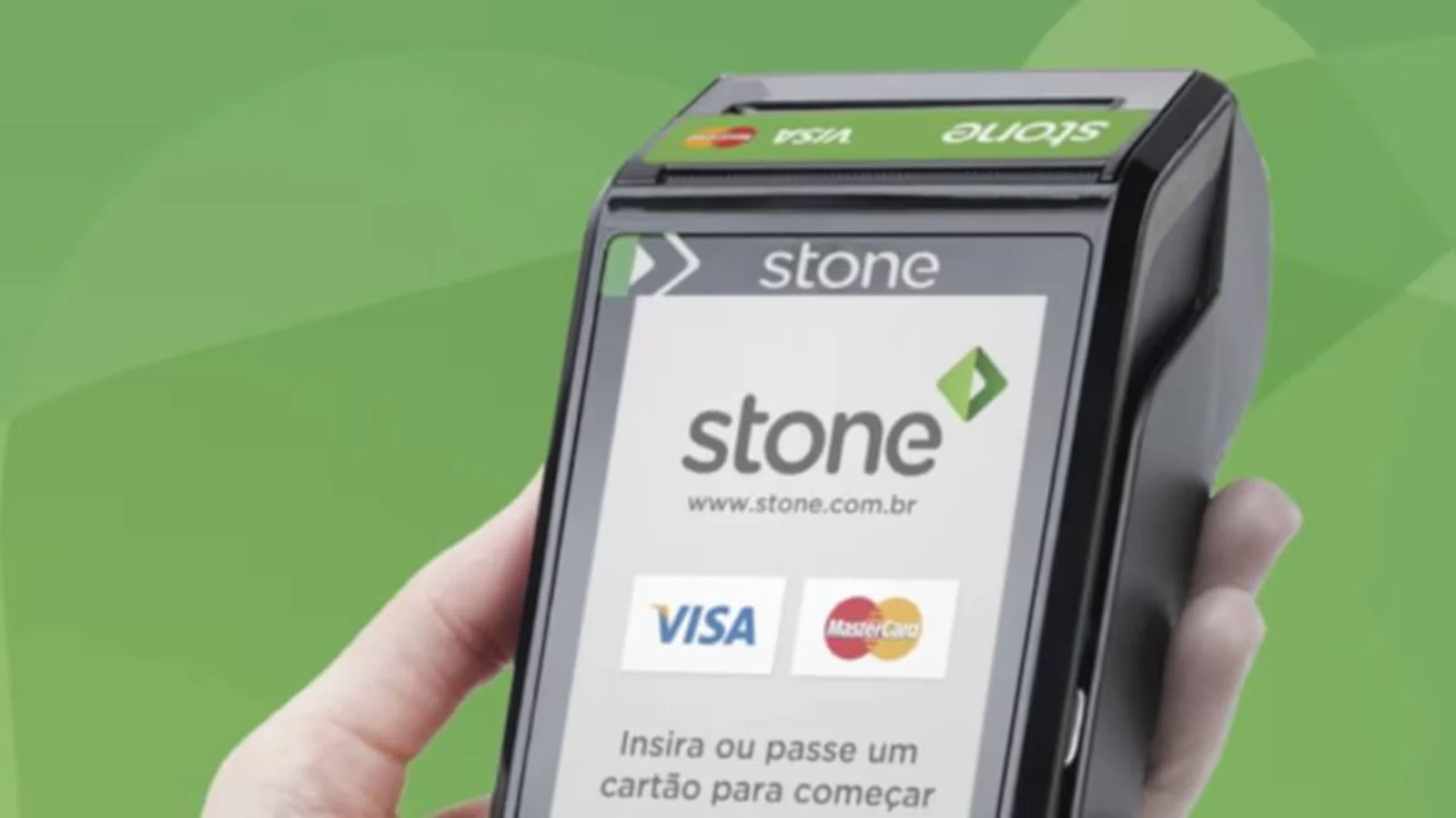 Stone lança IA própria após adoção por 90% do time