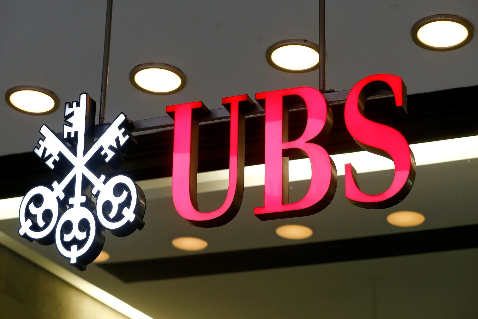 UBS exige fluência em IA de trainees e estagiários