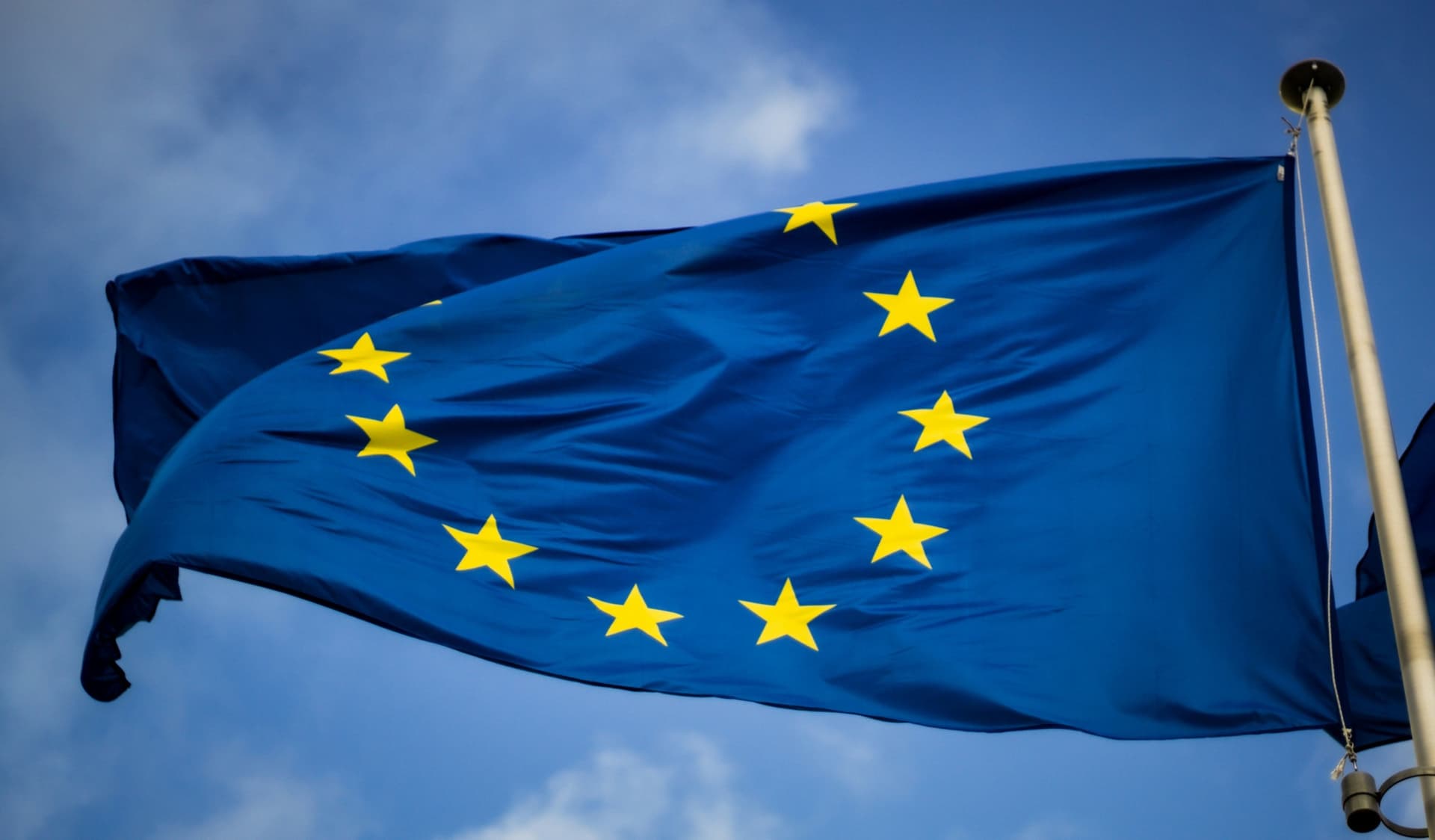 Euro digital: BCE convoca lojistas para piloto de 2027