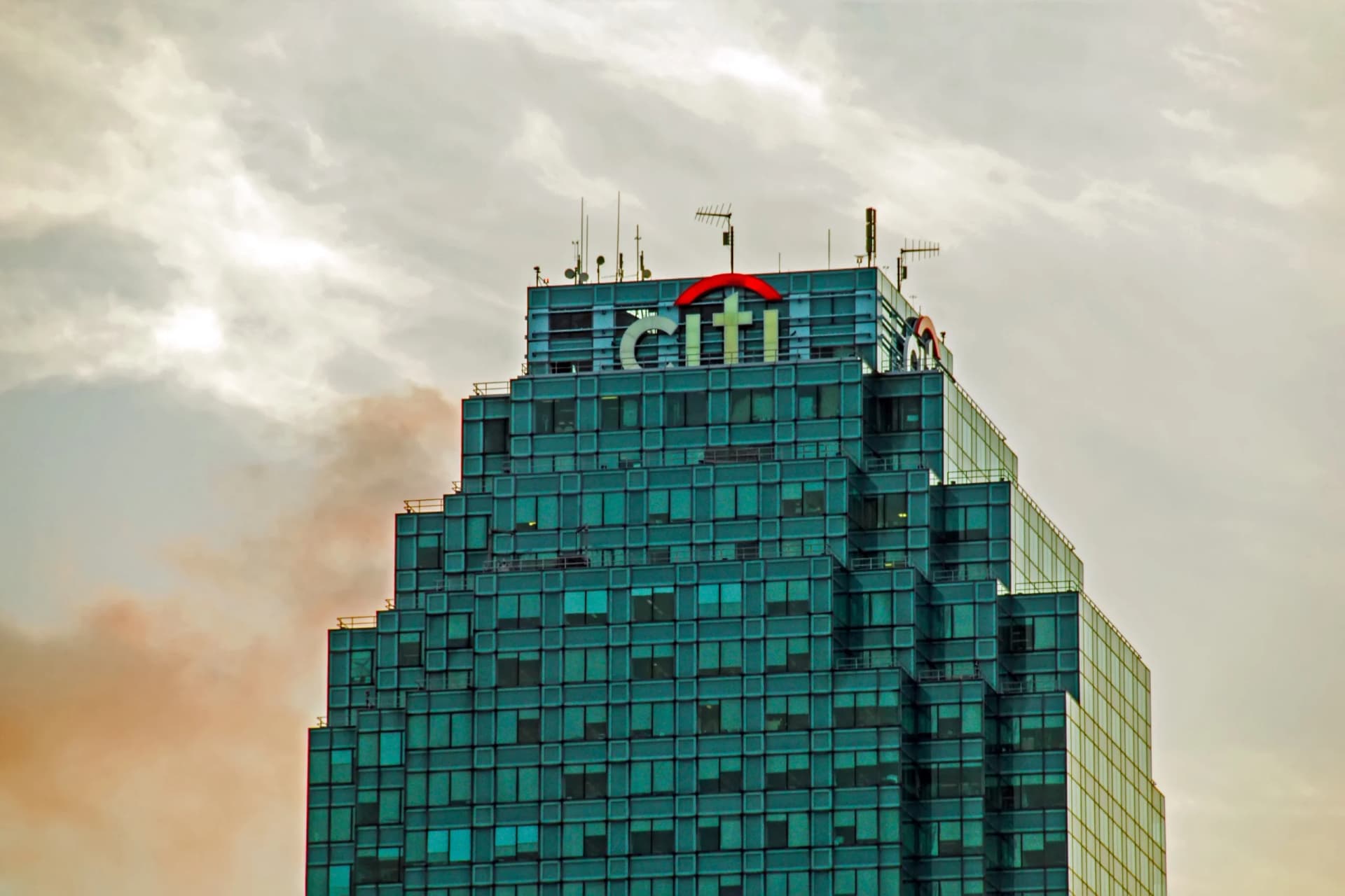 Citi roda transações ao vivo na blockchain do Swift