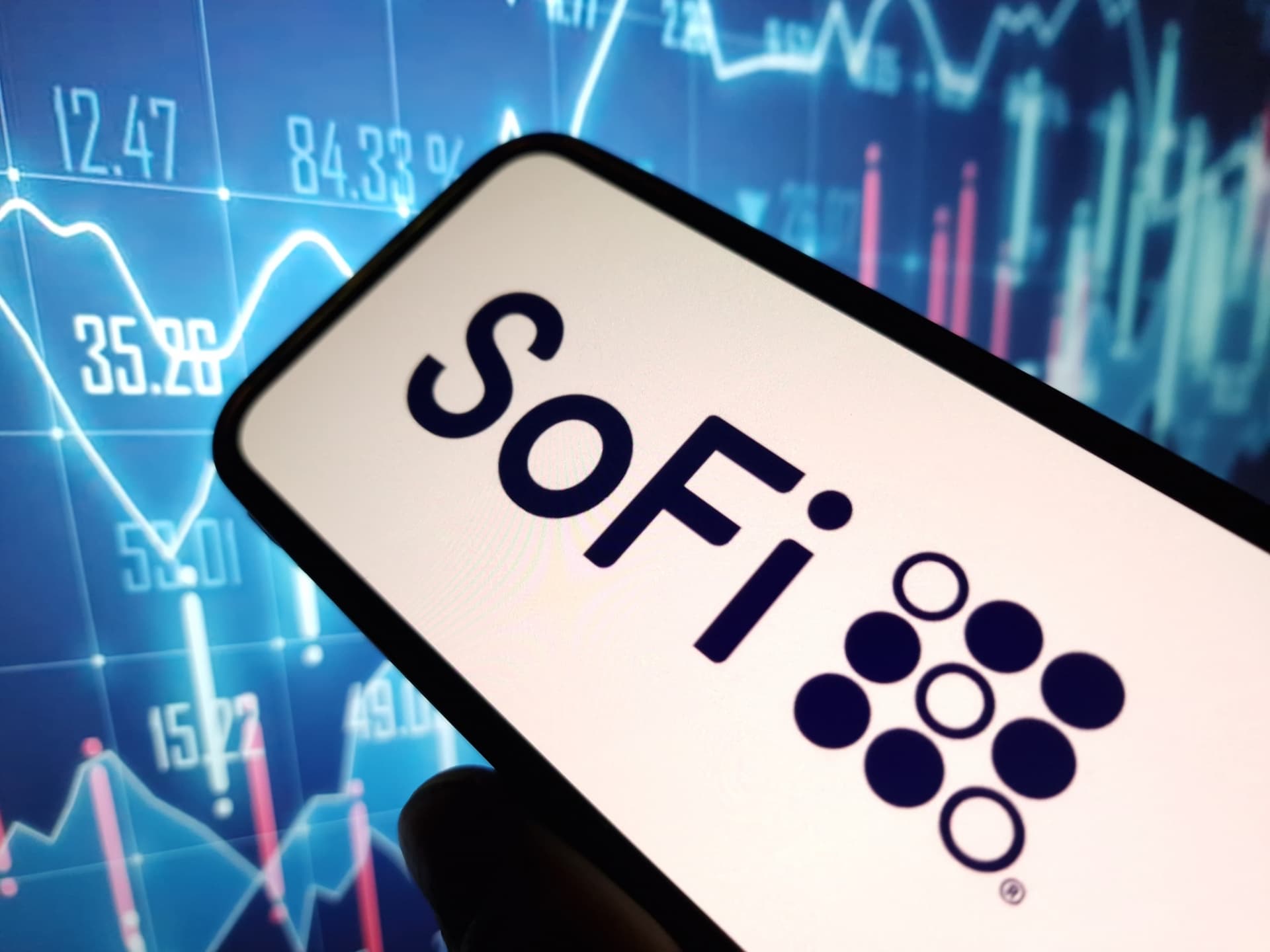 SoFi adquire Peach e fecha stack B2B de pagamentos e crédito