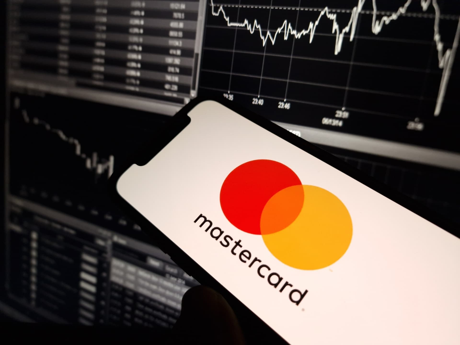 Mastercard e Alchemy criam pagamento por agentes de IA