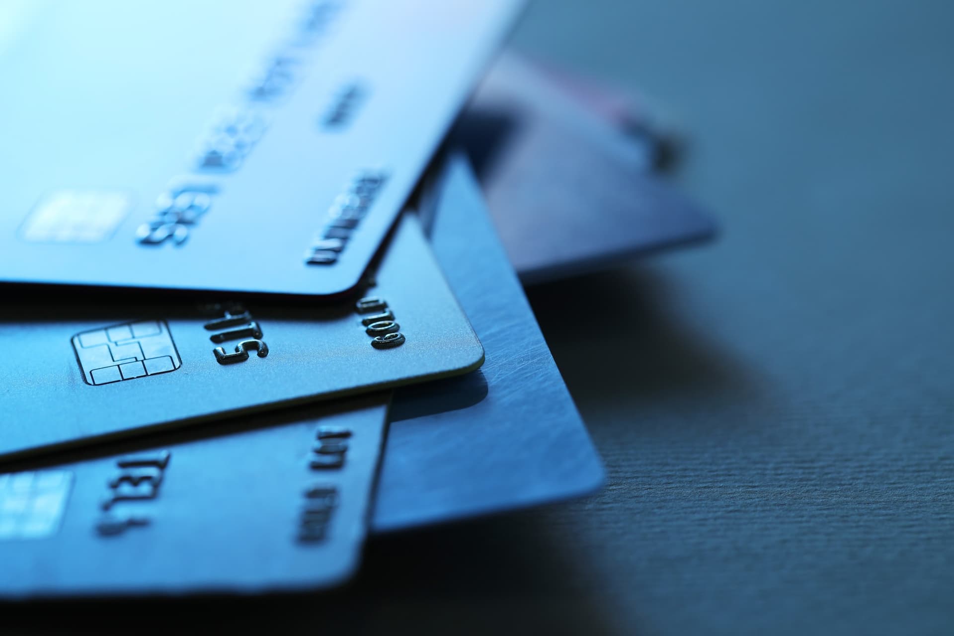 Abecs: cartões movimentam R$ 1,2 tri no 2º trimestre