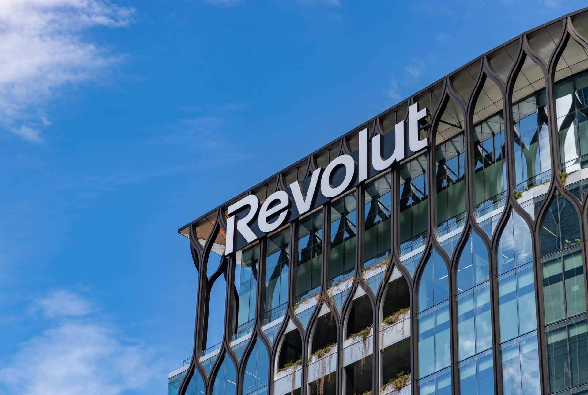 Yuno integra pagamentos da Revolut sem novo código