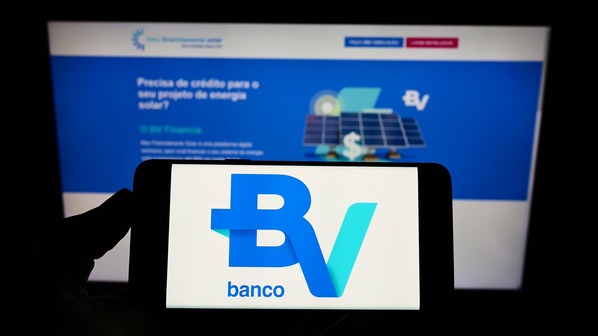 Banco BV lança Pix no WhatsApp e permite transferência de valores sem abrir o aplicativo do banco