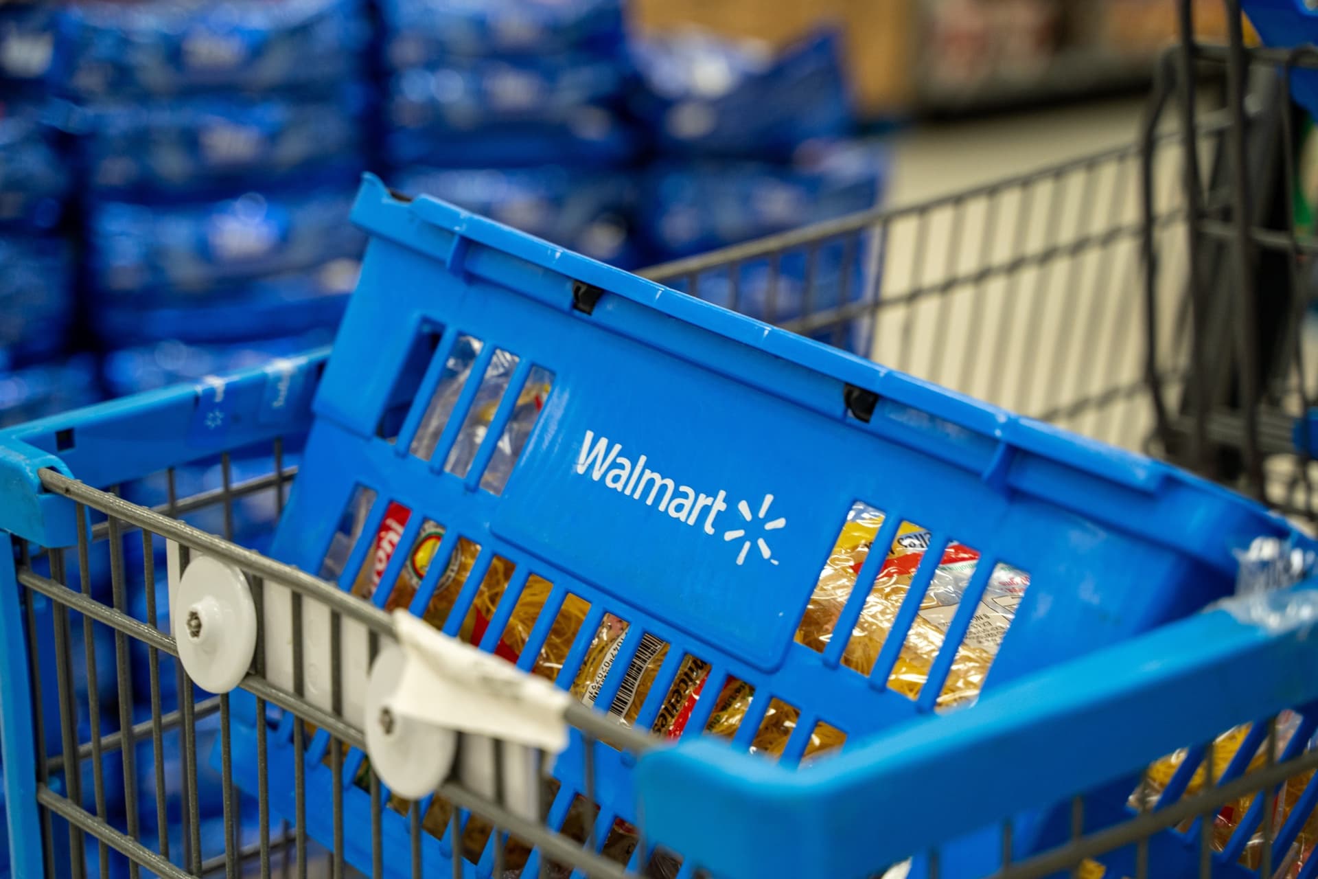 Walmart aceita pagamento por aproximação após 10 anos